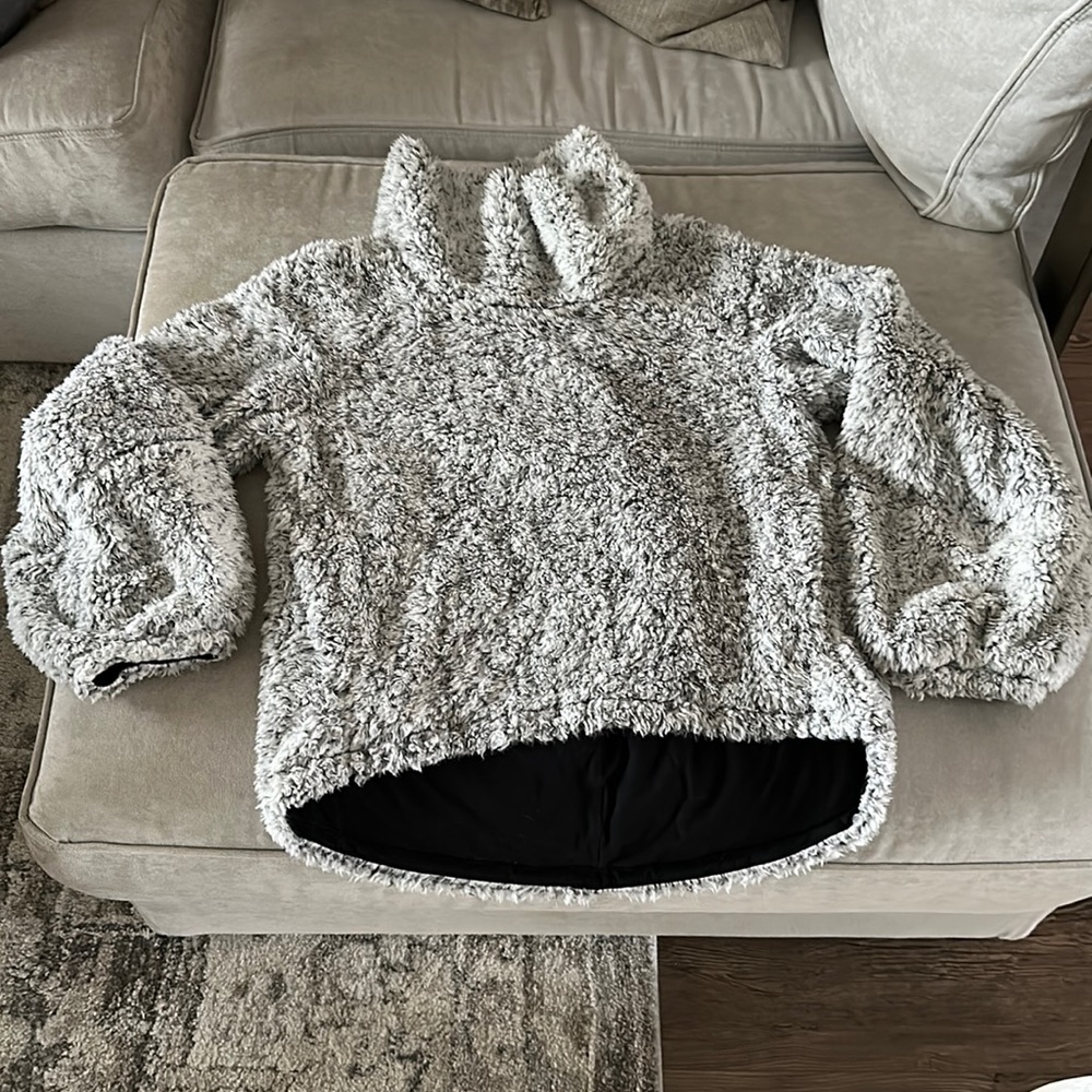 Lululemon Sherpa Jacket - Size XS/S - Grey